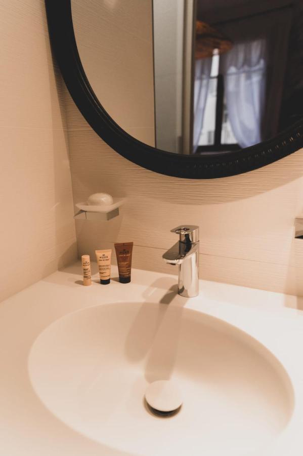 Les Ilots - Joseph Blanc Apartment 2 Rooms On The Lake Wifi & Balcony アヌシー エクステリア 写真