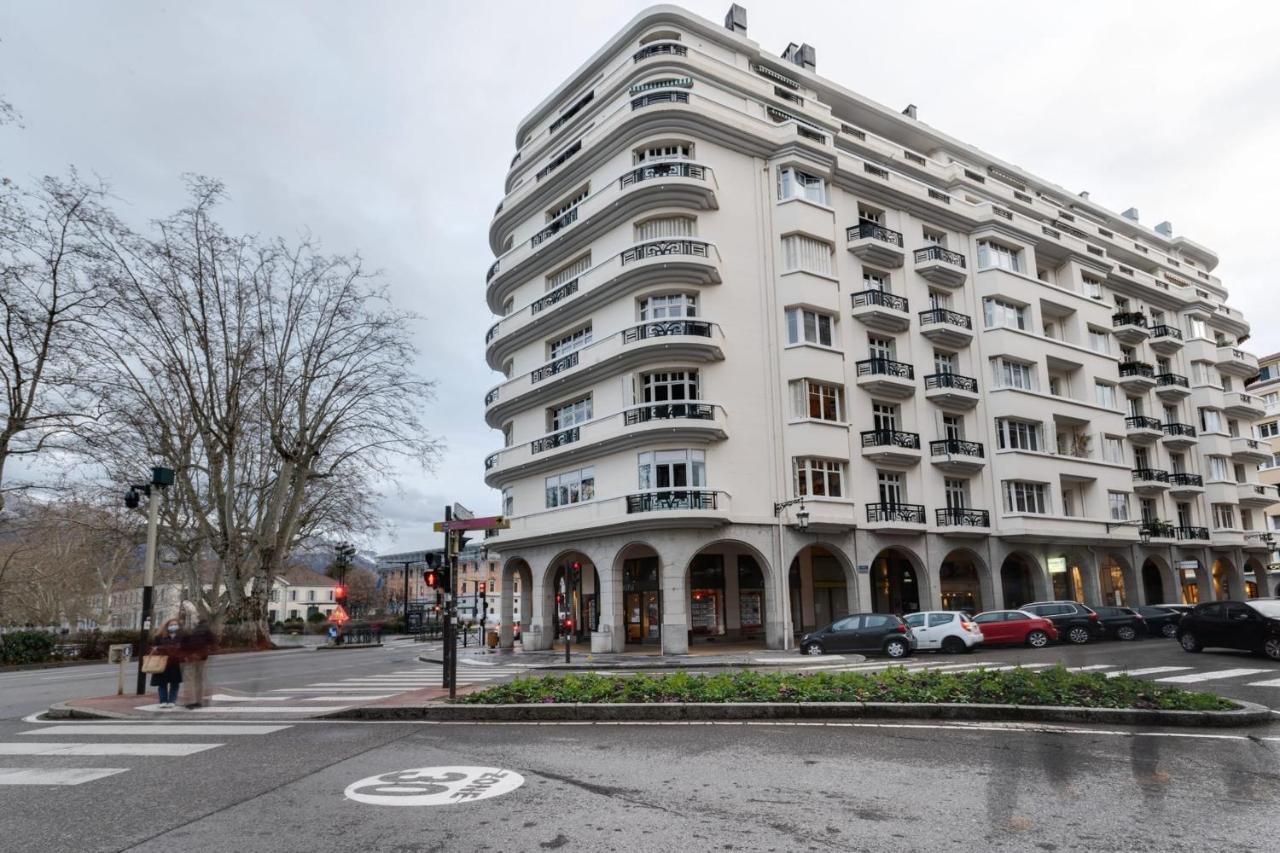 Les Ilots - Joseph Blanc Apartment 2 Rooms On The Lake Wifi & Balcony アヌシー エクステリア 写真